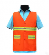 工作服定制成反光油漆或涂料厂面料怎么选择?