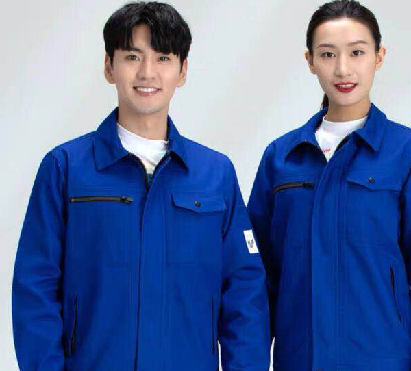 什么样的劳保工作服定制舒适